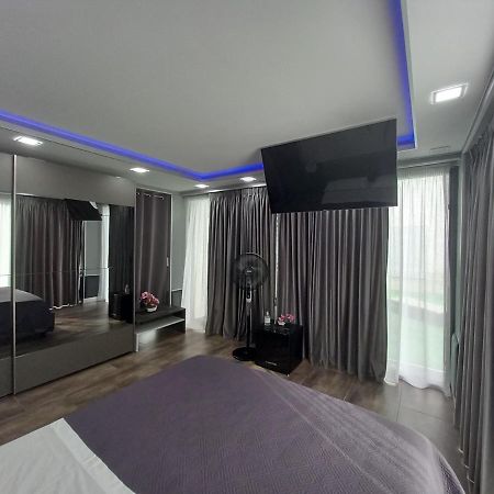 Casa Mika Hotel Прочида Екстериор снимка
