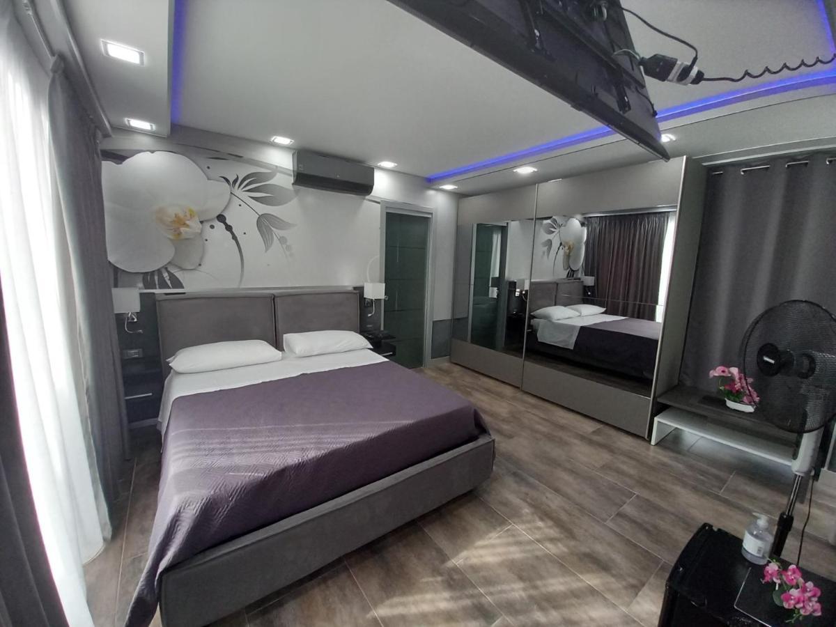 Casa Mika Hotel Прочида Екстериор снимка