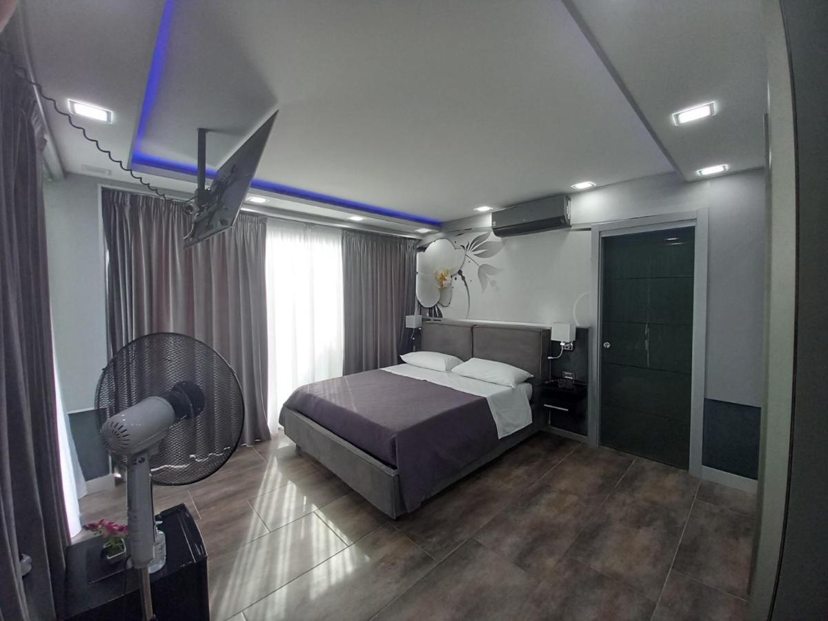 Casa Mika Hotel Прочида Екстериор снимка